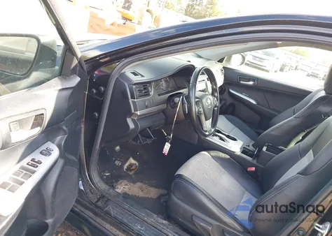 2014 Toyota Camry Se z USA, uszkodzony, nr VIN 4T1BF1FK5EU376419